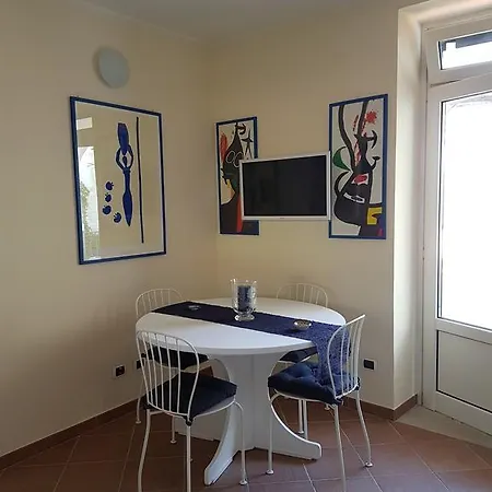 Anna Rosa 度假居 *